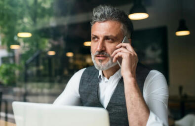 ARISCO Lohnt sich ein Versicherungsbroker Website Image